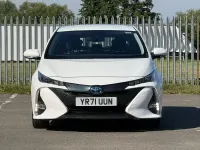 Used Toyota Prius Business Edition 122 HP (89 kW) 2021 White Hatchback
