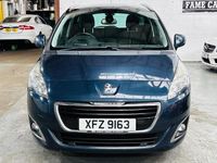 Second-hand Peugeot 5008 Allure 2015 Albastru Monovolum