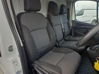 Used Renault Trafic Business 128 HP (94 kW) 2022 White MPV