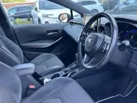 Used Toyota Corolla 122 HP (89 kW) 2019 Silver Hatchback