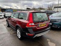 Used Volvo XC70 SE Lux 215 HP (158 kW) 2014 Red Estate