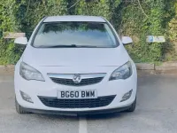 Usado Vauxhall Astra SRi 2010 Blanco Utilitario