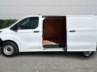 Begagnad Ford Transit Custom 136 HK (100 kW) 2025 Van