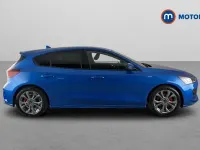 Used Ford Focus ST-Line 125 HP (91 kW) 2024 Blue Hatchback