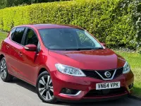 Used Nissan Pulsar Tekna 2014 Red Hatchback
