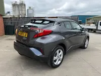 Second-hand Toyota C-HR 116 CP (85 kW) 2019 Gri SUV