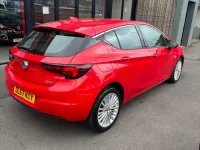 Used Vauxhall Astra Elite 150 HP (110 kW) 2018 Red Hatchback