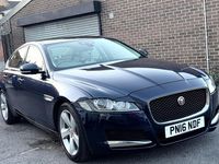 Used Jaguar XF Portfolio 180 HP (132 kW) 2016 Blue Sedan