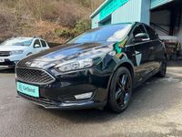 Usado Ford Focus Zetec 120 CV (88 kW) 2016 Negro Utilitario