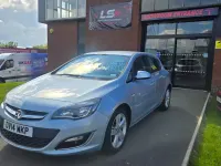 Used Vauxhall Astra SRi 2014 Silver Hatchback