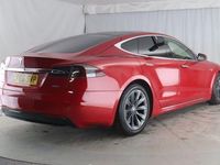 Used Tesla Model S 306 kW (417 HP) 2016 Red Hatchback