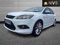 Used Ford Focus Zetec 2011 White Hatchback