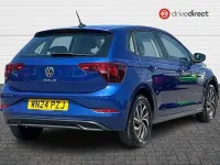 Used VW Polo Life 95 HP (69 kW) 2024 Blue Hatchback