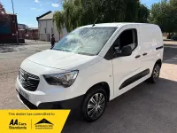 Used Vauxhall Combo 100 HP (73 kW) 2021 White MPV
