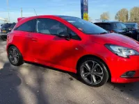 Używany Vauxhall Corsa Edition 150 KM (110 kW) 2018 Czerwony Hatchback