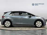 Begagnad VW ID.3 Pro 106 kW (145 HK) 2023 Blå Halvkombi