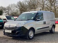 Second-hand Vauxhall Combo S 2018 Argintiu Monovolum