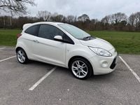 Used Ford Ka Titanium 69 HP (50 kW) 2015 White Hatchback