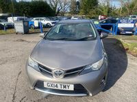 Used Toyota Auris 90 HP (66 kW) 2014 Bronze Hatchback