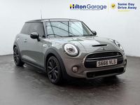 Usado Mini Cooper S Hatch 192 HP (141 kW) 2018 Cinzento Citadino
