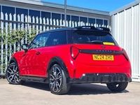Used Mini Cooper Sport 204 HP (150 kW) 2024 Red Hatchback