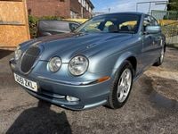 Begagnad Jaguar S-Type SE 238 HK (175 kW) 2001 Blå Sedan