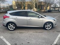 Used Ford Focus Zetec 125 HP (91 kW) 2016 Silver Hatchback