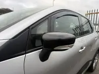 Used Renault Captur Dynamique 90 HP (66 kW) 2015 Silver SUV