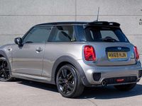 Begagnad Mini Cooper Hatch 134 HK (98 kW) 2019 Silver Halvkombi