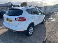 Used Ford Kuga Zetec 140 HP (102 kW) 2012 White SUV