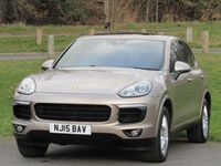 Used Porsche Cayenne 262 HP (192 kW) 2015 Silver SUV