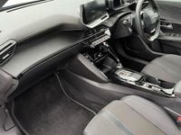 Usado Peugeot 2008 GTi 131 HP (96 kW) 2023 Cinzento SUV