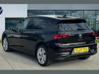 Second-hand VW Golf VIII Match 200 CP (147 kW) 2025 Negru Hatchback