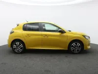 Used Peugeot 208 Active+ 74 HP (54 kW) 2023 Yellow Hatchback