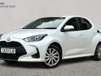 Used Toyota Yaris 116 HP (85 kW) 2023 Platinum white Hatchback