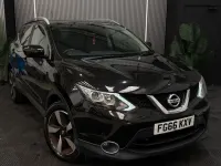 Used Nissan Qashqai N-Connecta 163 HP (119 kW) 2016 Black SUV