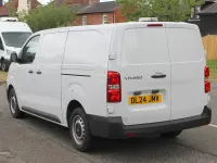 Used Vauxhall Vivaro 145 HP (106 kW) 2024 White MPV