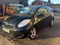 Used Toyota Yaris 101 HP (74 kW) 2010 Black Hatchback