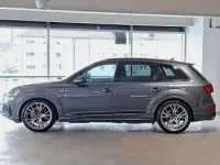 Usado Audi SQ7 Comfort 507 CV (372 kW) 2023 Gris SUV