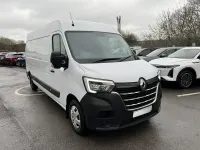 Used Renault Master 135 HP (99 kW) 2023 White  MPV