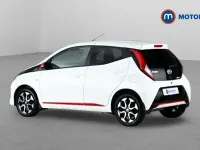 Gebraucht Toyota Aygo Trend 72 PS (52 kW) 2021 Weiß Kleinwagen