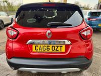 Used Renault Captur Signature 90 HP (66 kW) 2017 Red SUV