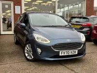 Używany Ford Fiesta Titanium 95 KM (69 kW) 2020 Niebieski Hatchback