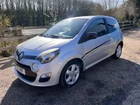 Used Renault Twingo Dynamique 75 HP (55 kW) 2014 Silver Hatchback
