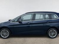 Used BMW 220 Luxury Line 192 HP (141 kW) 2019 Blue Estate