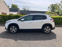 Usado Peugeot 2008 Allure 100 HP (73 kW) 2016 Branco SUV