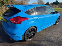 Used Ford Focus RS 350 HP (257 kW) 2016 Blue Hatchback