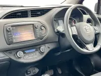 Usata Toyota Yaris Hybrid 101 CV (74 kW) 2019 Rosso Utilitaria