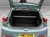 Used Hyundai i20 SE 84 HP (61 kW) 2017 Blue Hatchback