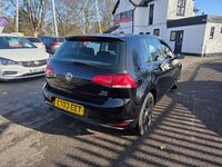 Used VW Golf VII SE 105 HP (77 kW) 2014 Black Hatchback